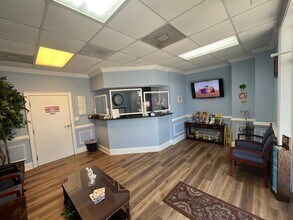 4101 Mayfair St, Myrtle Beach, SC for lease Interior Photo- Image 2 of 10