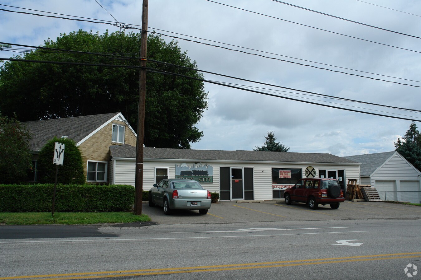 3133 Zuck Rd, Erie, PA 16506