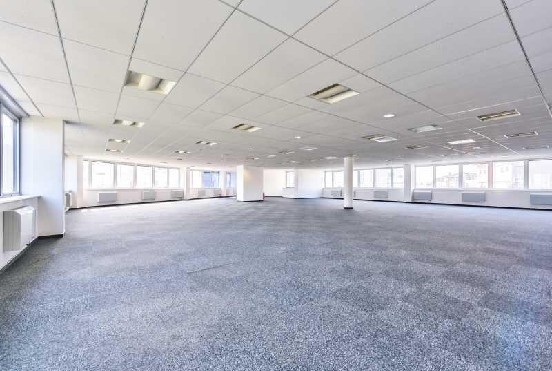 1 Avenue De Westphalie, Montigny-le-Bretonneux for lease Building Photo- Image 1 of 2