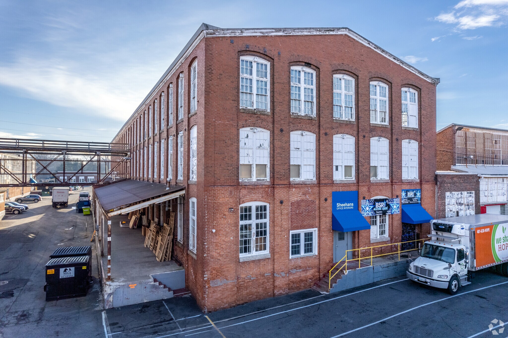 310 Bourne Ave, Rumford, RI 02916 Phillipsdale Landing