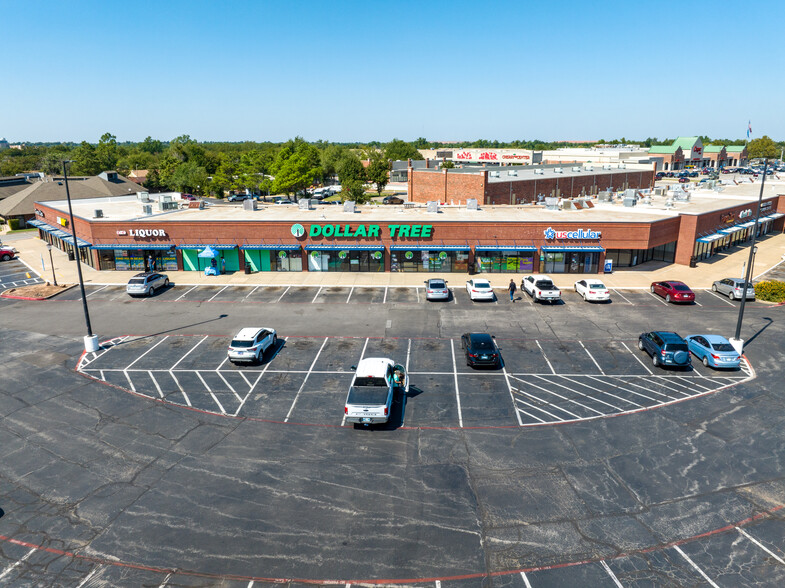 101 N Douglas Blvd, Midwest City, OK for lease - Building Photo - Image 1 of 6