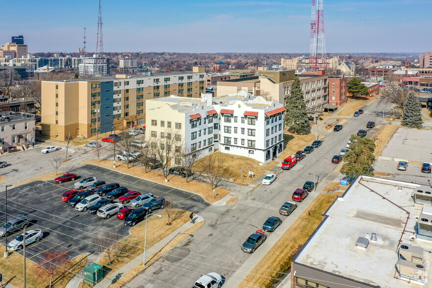 554 S 26th St, Omaha, NE for sale - Building Photo - Image 3 of 12