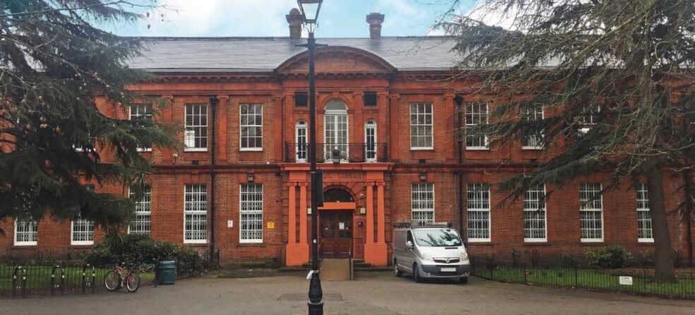 Cambridge Heath Rd, London for sale - Primary Photo - Image 1 of 1