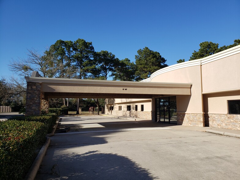 17810 Spring Creek Forest Dr, Spring, TX for lease - Building Photo - Image 3 of 30