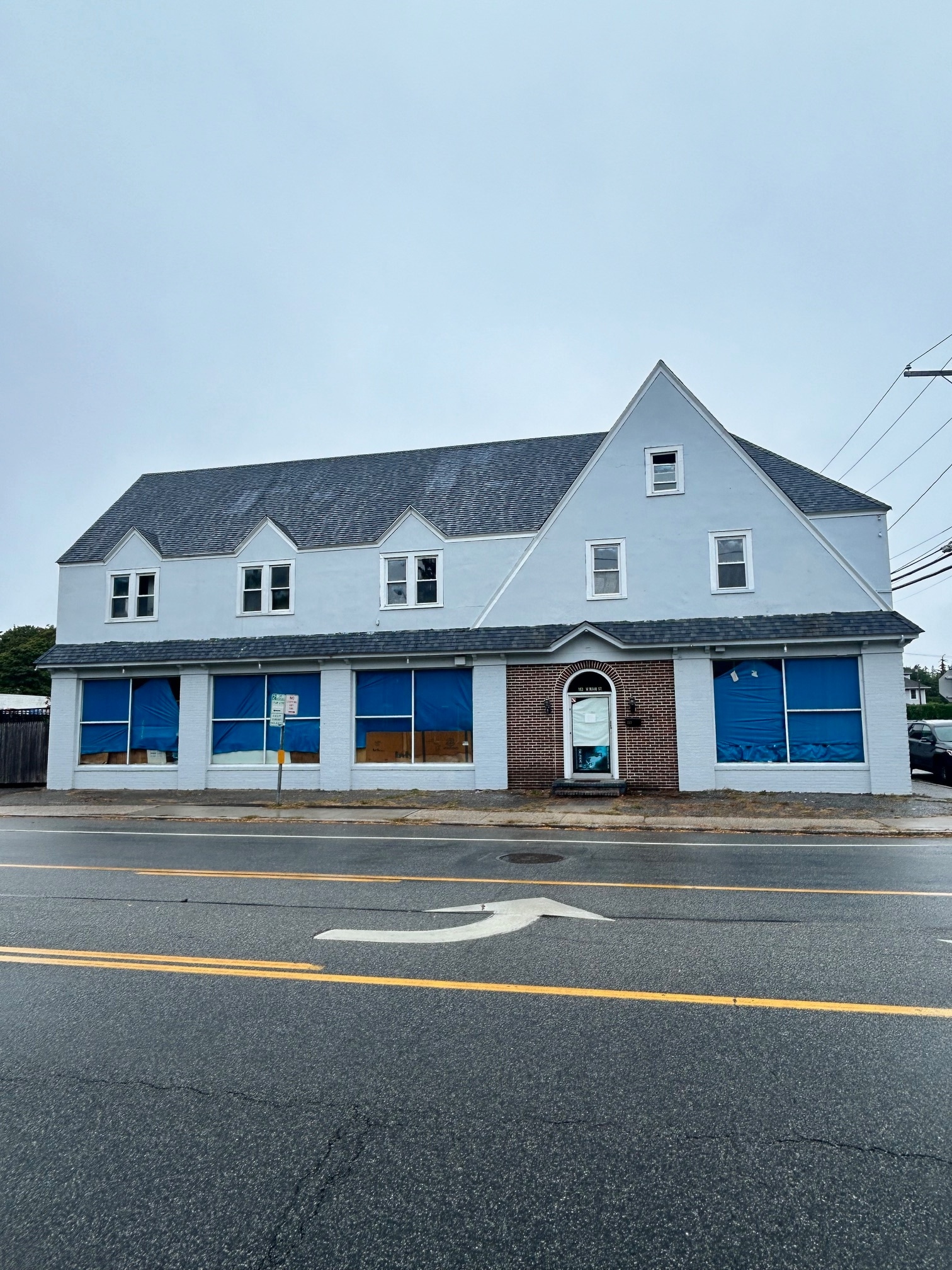 193 W Main St, Bay Shore, NY for sale Building Photo- Image 1 of 4