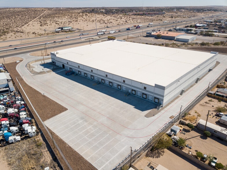 11750 Gateway Blvd E, Socorro, TX for lease - Building Photo - Image 3 of 12