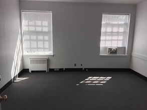 141 S Main St, Beacon Falls, CT for lease Interior Photo- Image 1 of 4