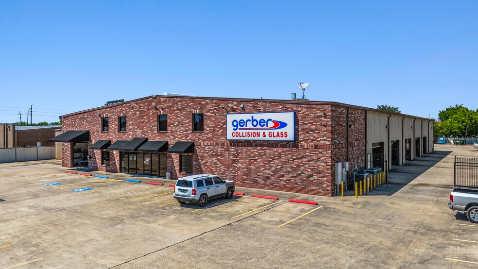 10522 Brighton Ln, Houston, TX for sale - Building Photo - Image 1 of 4