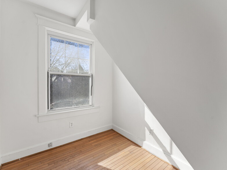 916 E Capitol St Ne, Washington, DC for sale - Interior Photo - Image 1 of 1