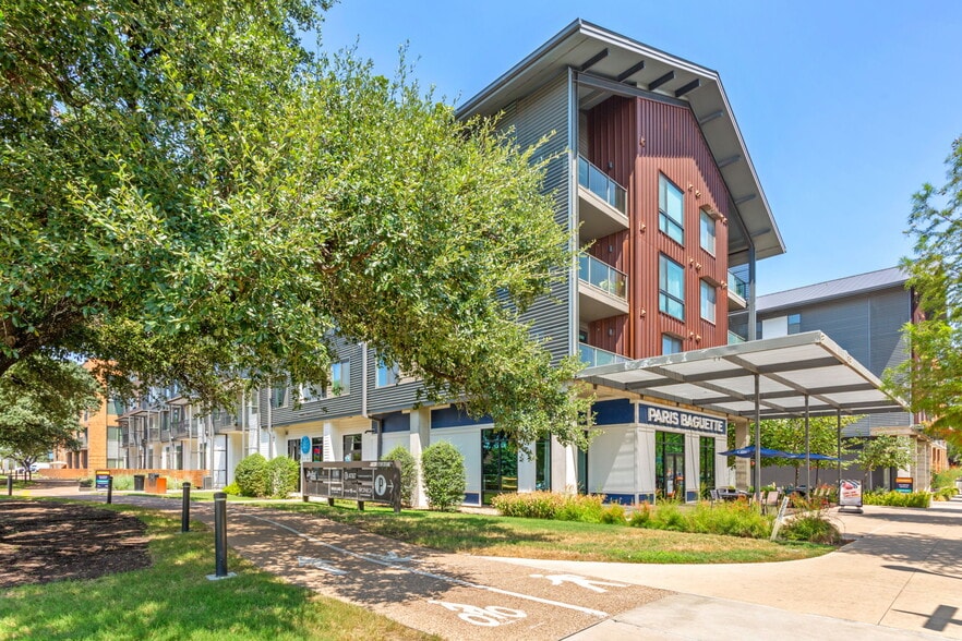 110 Jacob Fontaine Ln, Austin, TX for lease - Building Photo - Image 1 of 19