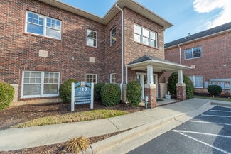 More details for 110 Chadwick Square Ct, Hendersonville, NC - Office for Sale