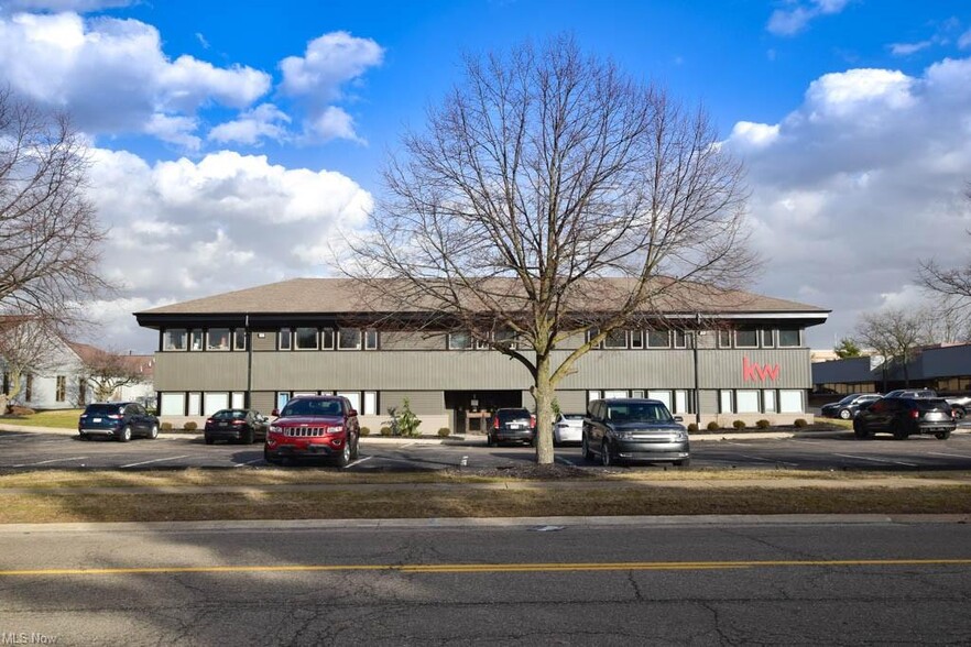 4974 Higbee Ave NW, Canton, OH for sale - Building Photo - Image 1 of 1