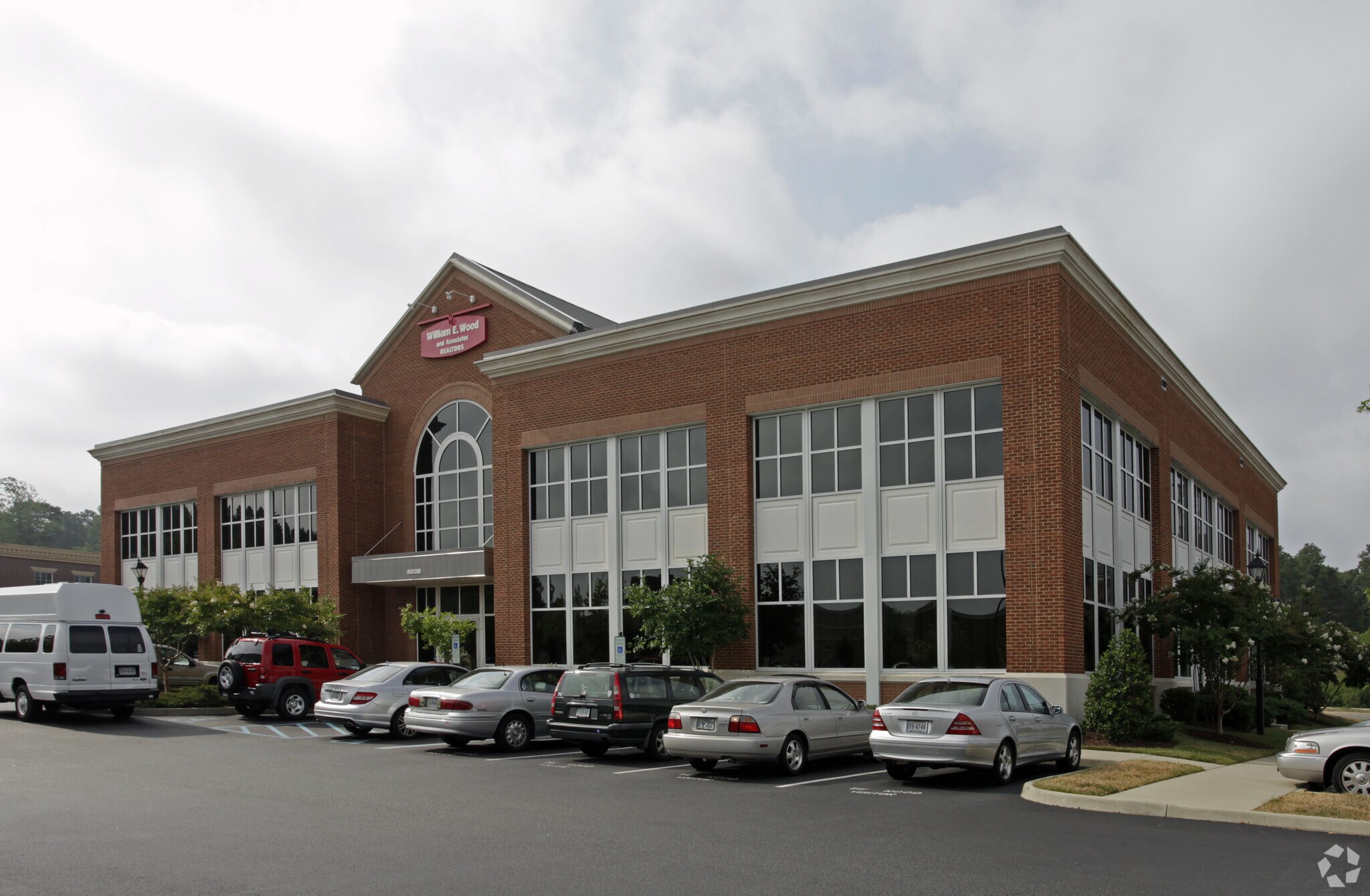 5208 Monticello Ave, Williamsburg, VA for lease Building Photo- Image 1 of 7