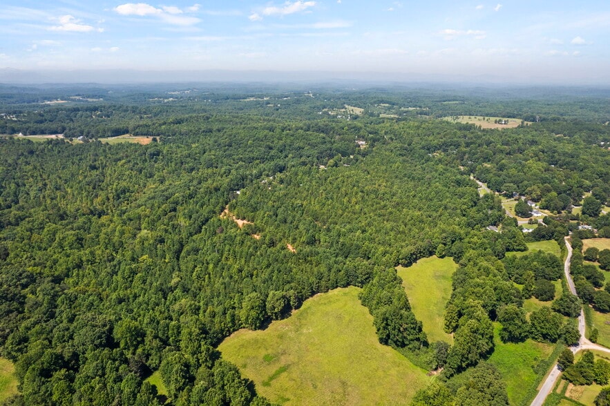 Diwa Drive, Easley, SC for sale - Building Photo - Image 2 of 22