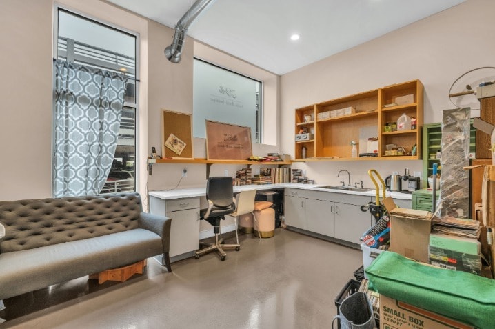 124 E Main St, Durham, NC for sale - Interior Photo - Image 3 of 12