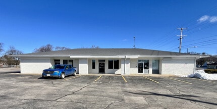 2501 S Oneida St, Appleton, WI for lease Building Photo- Image 1 of 1