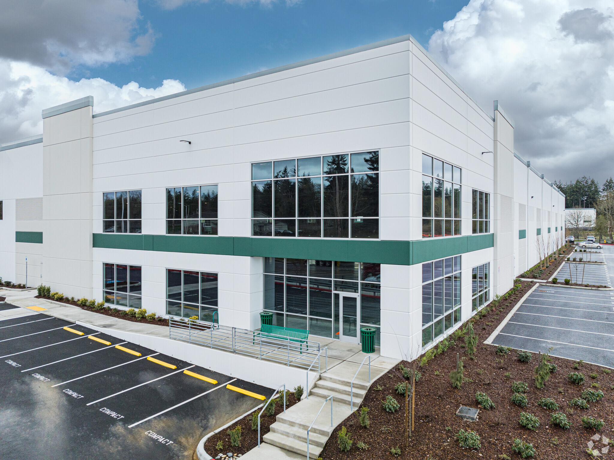 13510 E Canyon Rd, Tacoma, WA for lease Building Photo- Image 1 of 8