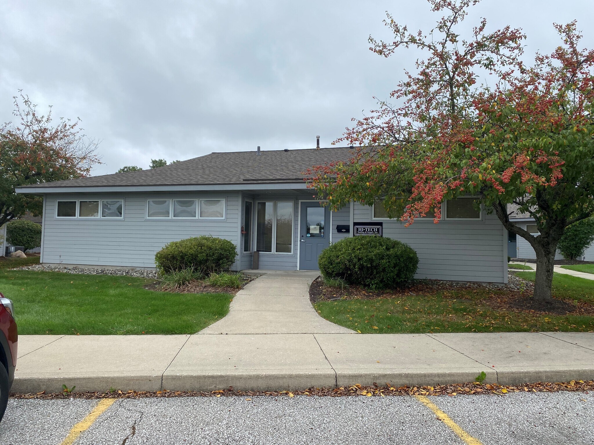 543-547 Airport North Office Park, Fort Wayne, IN for sale Building Photo- Image 1 of 1