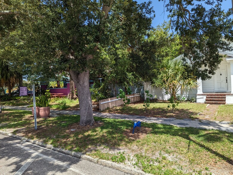 2945 Central Ave, Saint Petersburg, FL for sale - Building Photo - Image 2 of 9