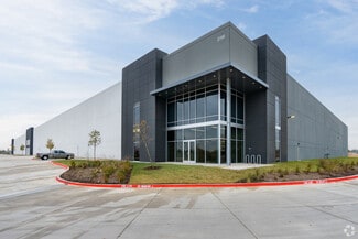 More details for 2800 Lovett Ave, Fort Worth, TX - Industrial for Lease