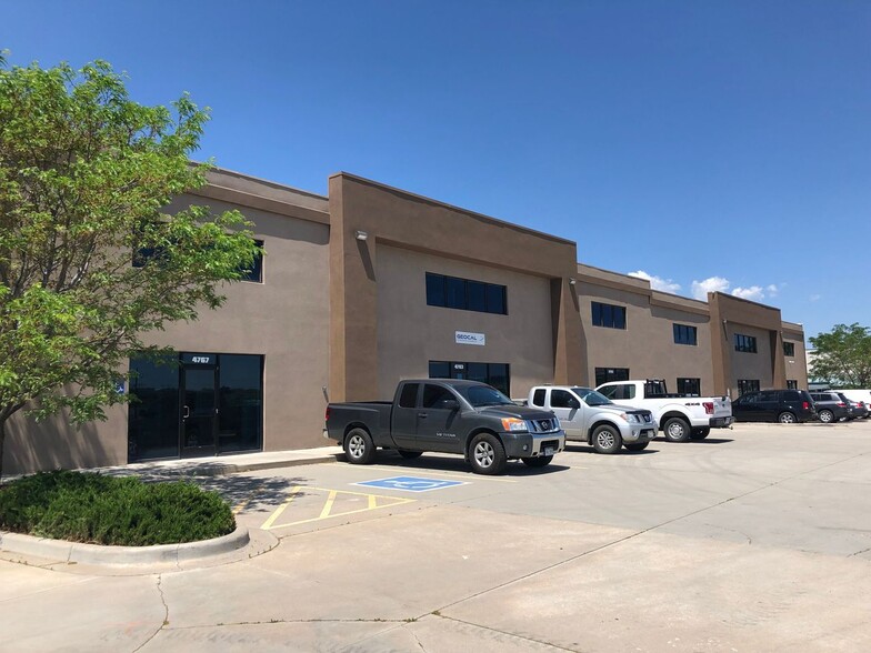 4747-4767 Town Center Dr, Colorado Springs, CO for lease - Building Photo - Image 1 of 5