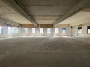 22-23 Quai Du President Carnot, Saint-Cloud for sale Interior Photo- Image 2 of 6