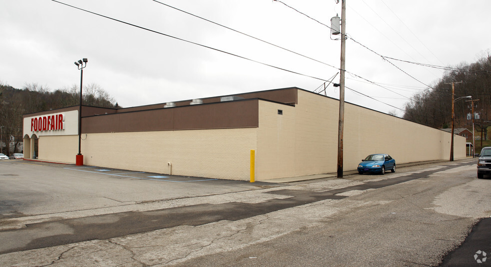 106 Beech St, Clendenin, WV for lease - Building Photo - Image 2 of 2