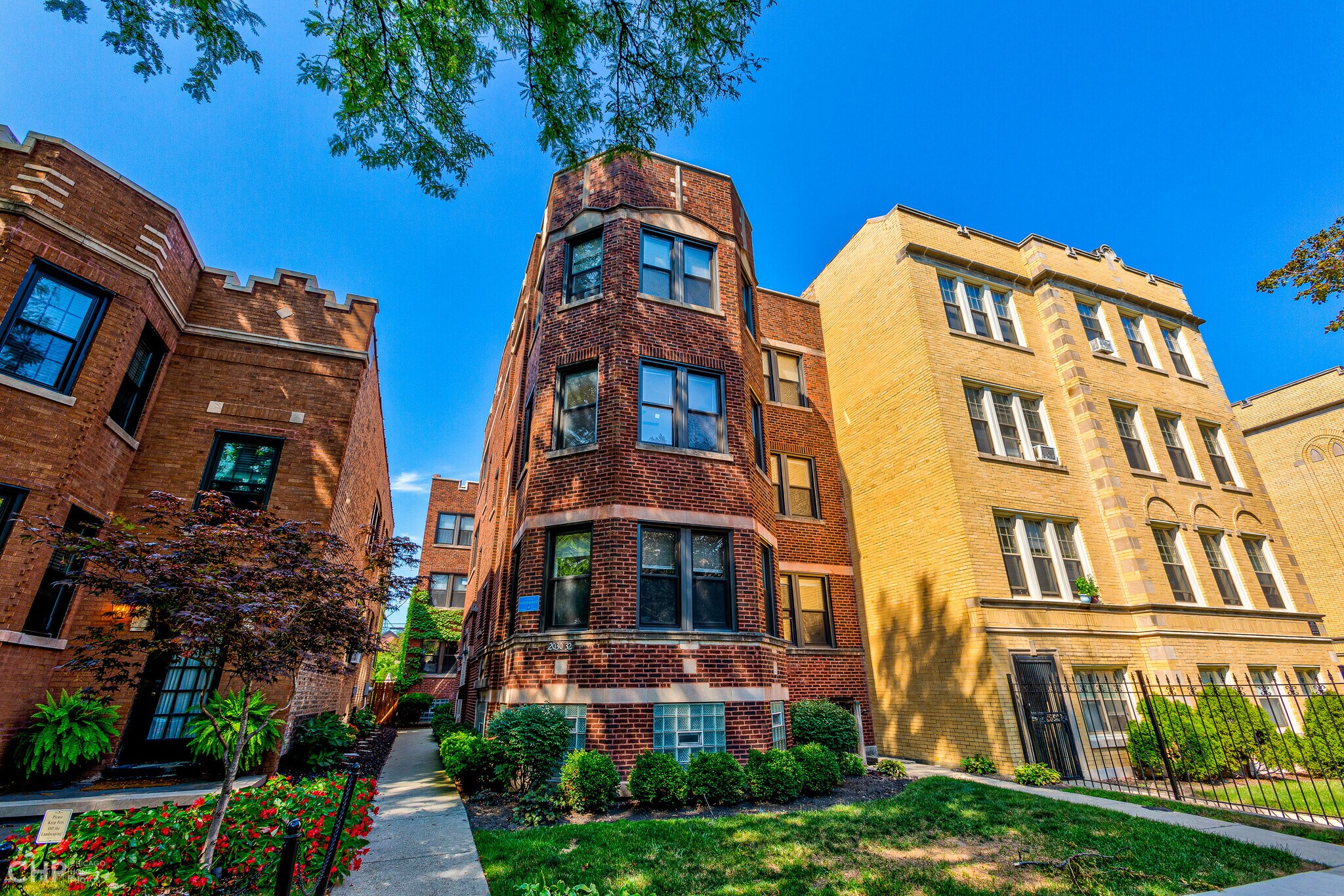 2030-2032 W Berwyn Ave, Chicago, IL for sale Building Photo- Image 1 of 1