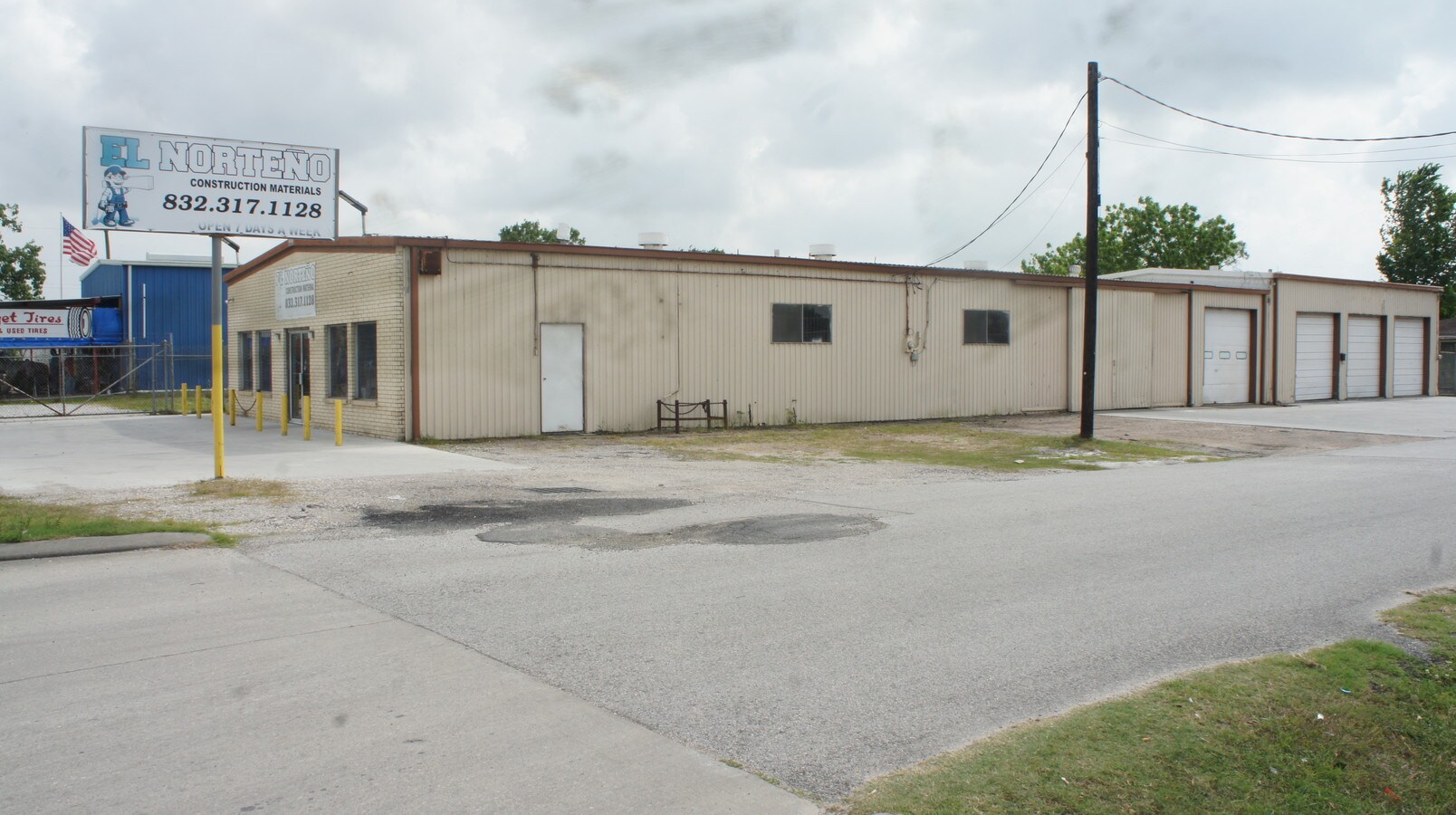 806 Freeport St, Houston, TX 77015