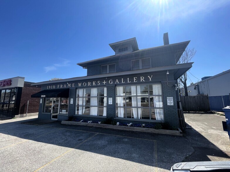 2029 Union Ave, Memphis, TN for sale - Building Photo - Image 2 of 3