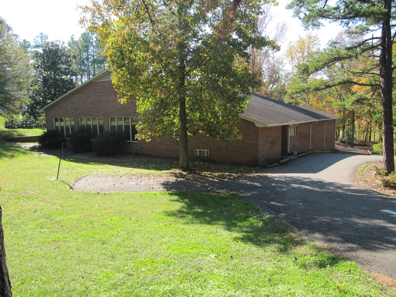 1405 N Lafayette St, Shelby, NC for sale - Primary Photo - Image 1 of 1