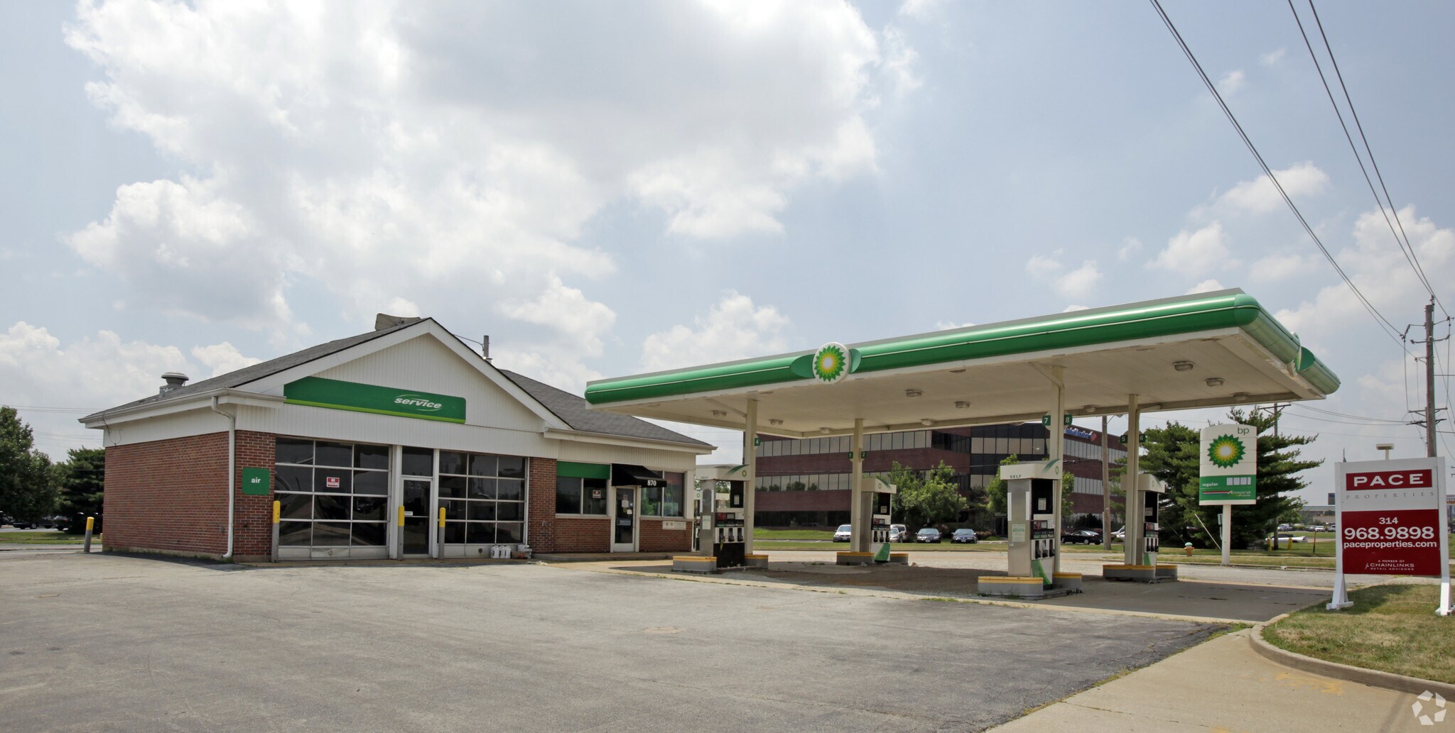 870 S Highway Dr, Fenton, MO for sale Building Photo- Image 1 of 1