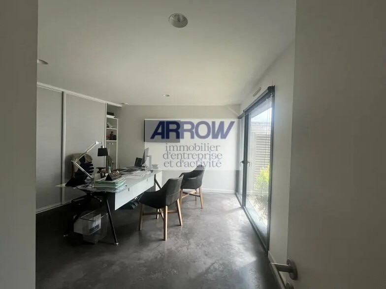 Office in Treillières for lease - Building Photo - Image 3 of 14