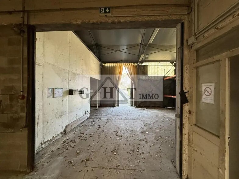 Industrial in Colombes for sale - Interior Photo - Image 3 of 8