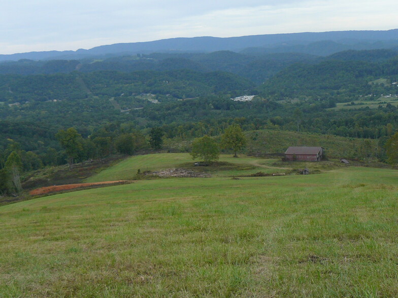 Perkey Way, Tazewell, TN, USA, Tazewell, TN for sale - Primary Photo - Image 1 of 15