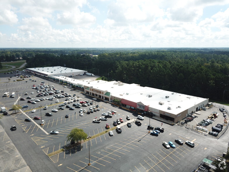 1682-1692 S Main St, Laurinburg, NC for sale - Primary Photo - Image 1 of 1