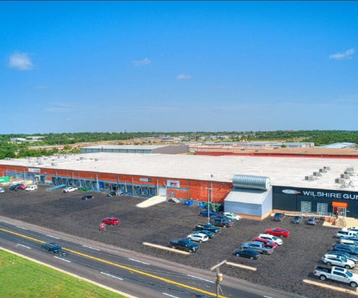 615 W Wilshire Blvd, Oklahoma City, OK for sale - Building Photo - Image 2 of 19