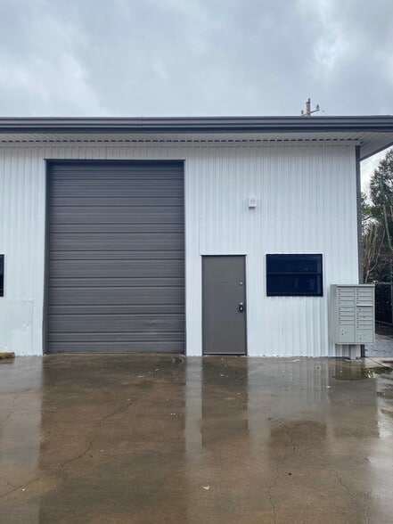 1740 Elmview Dr, Houston, TX for sale - Building Photo - Image 3 of 3