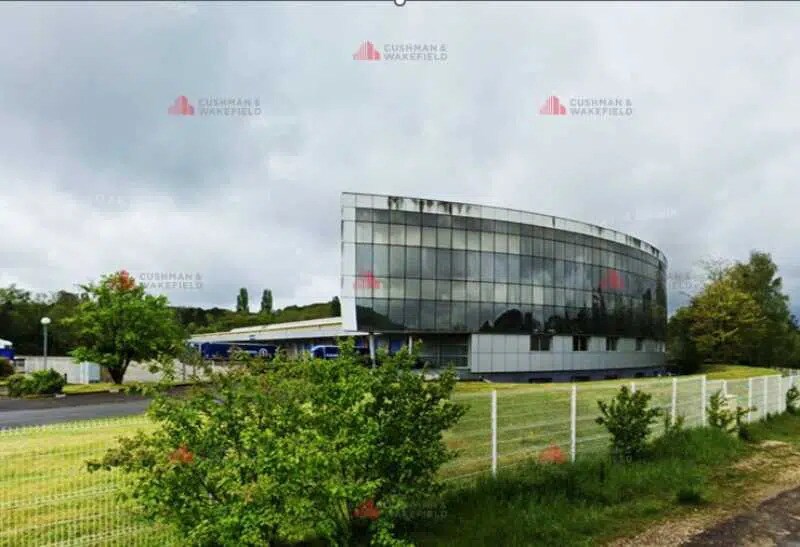 Location Bureaux 900 m² - Photo 1