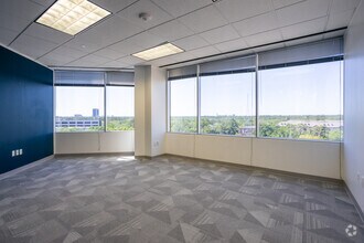 675 Bering Dr, Houston, TX for lease Interior Photo- Image 2 of 3