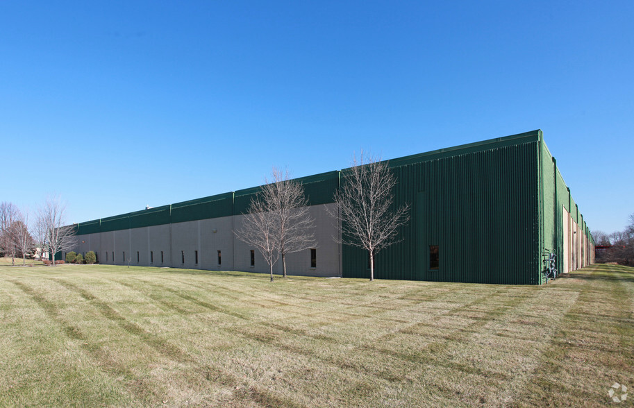 10901 Hampshire Ave S, Bloomington, MN for lease - Building Photo - Image 2 of 4