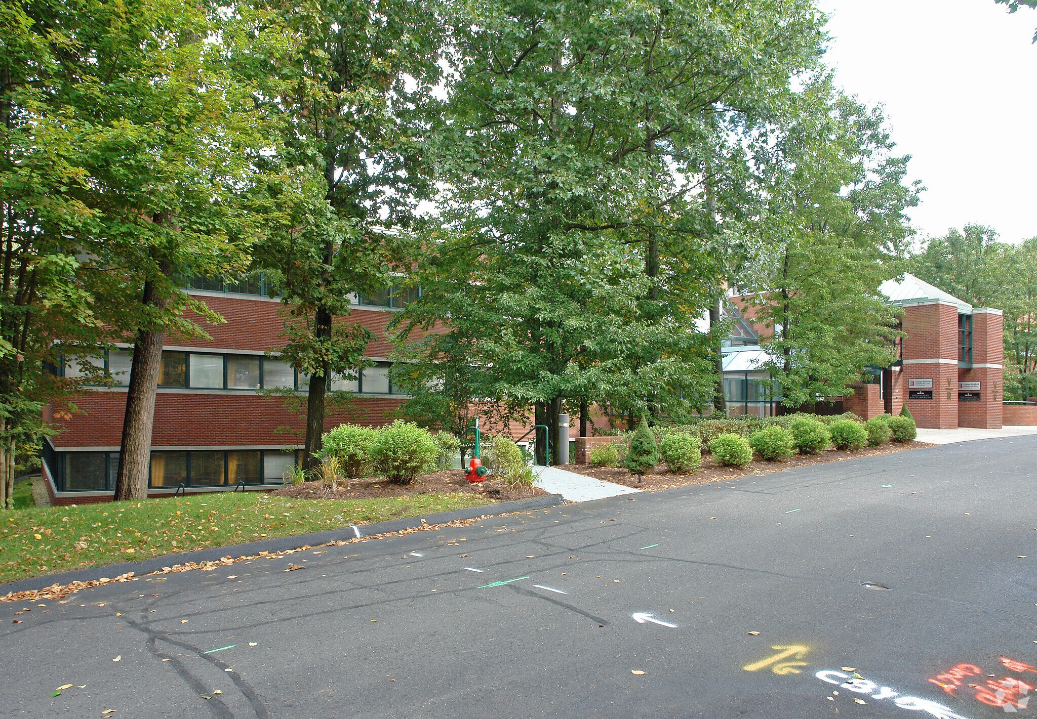 125 Powder Forest Dr, Simsbury, CT 06089 Office for Lease