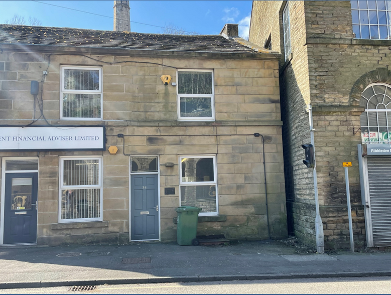 36-38 Dunford Rd, Holmfirth for sale - Primary Photo - Image 1 of 2