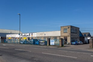 Perkins Yard - Warehouse