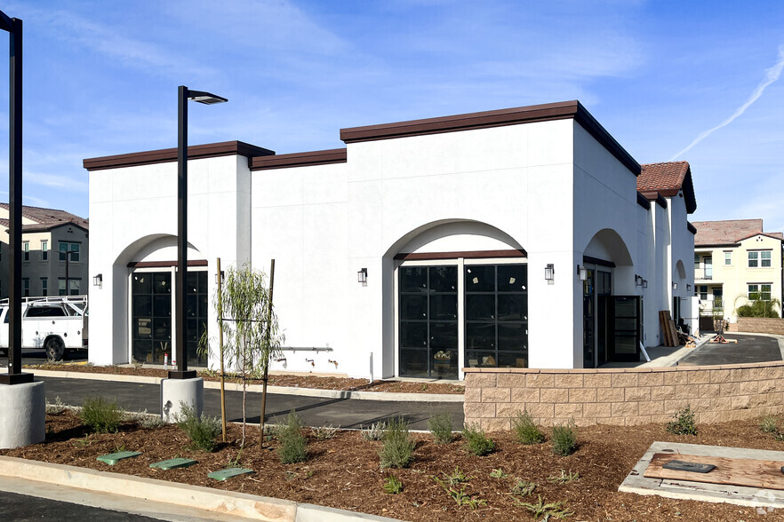 2940 Van Buren Blvd, Riverside, CA for lease - Building Photo - Image 2 of 2