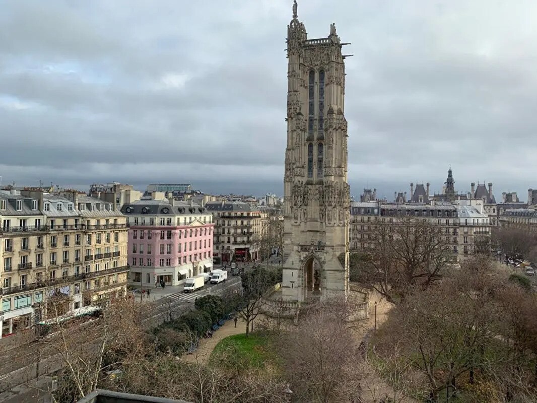 Office in Paris for lease Building Photo- Image 1 of 15