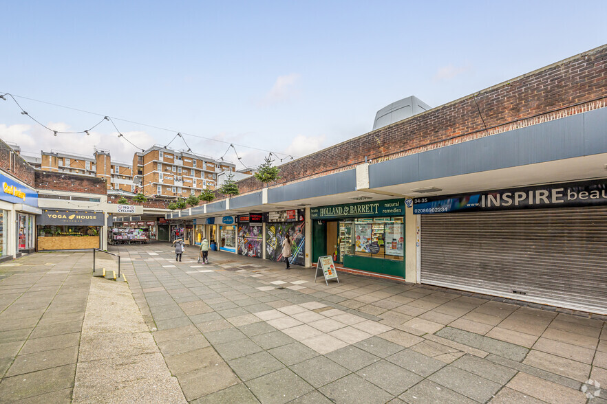 1 Winslade Way, London for lease - Building Photo - Image 2 of 4