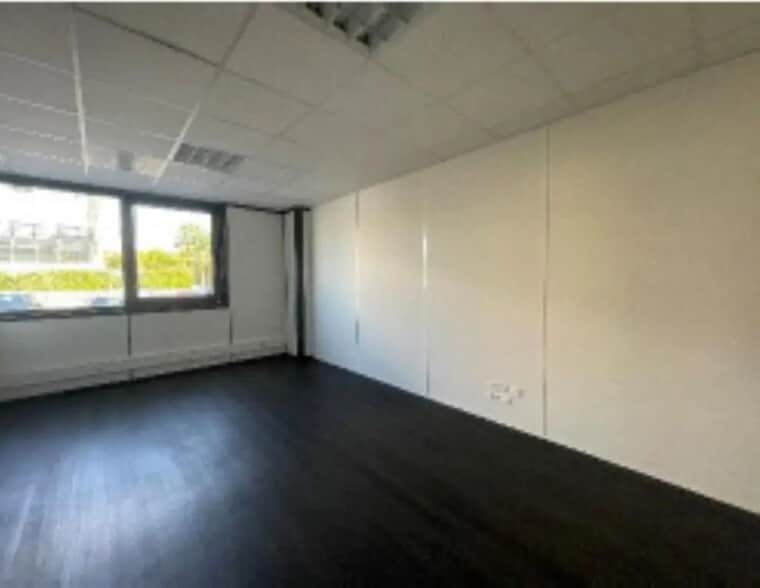 Office in Castelnau-le-Lez for lease - Interior Photo - Image 3 of 5