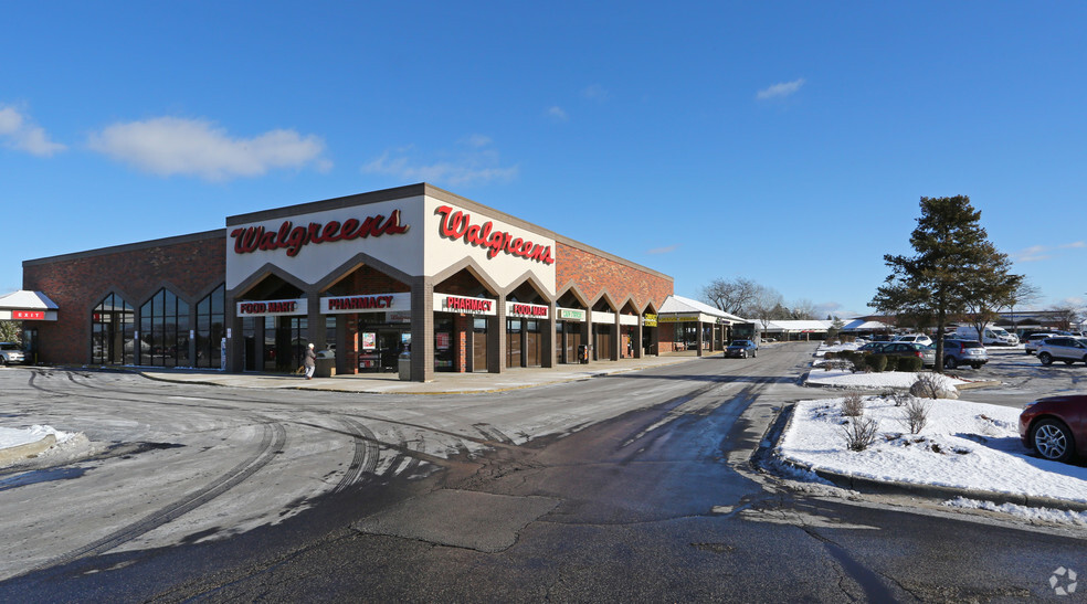 1800-1864 Belvidere Rd, Grayslake, IL for lease - Primary Photo - Image 1 of 5