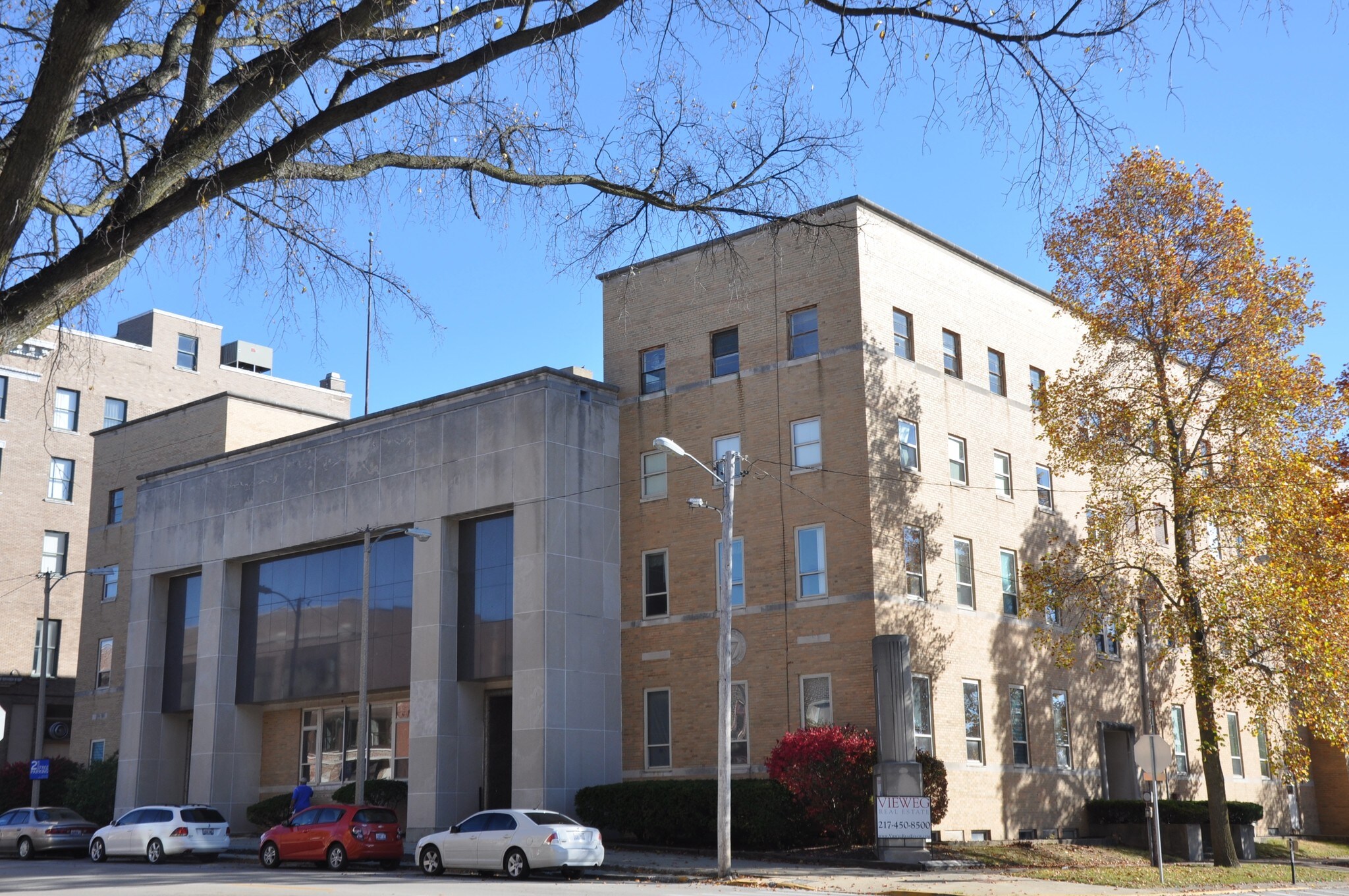 151 W Prairie Ave, Decatur, IL for sale Building Photo- Image 1 of 1